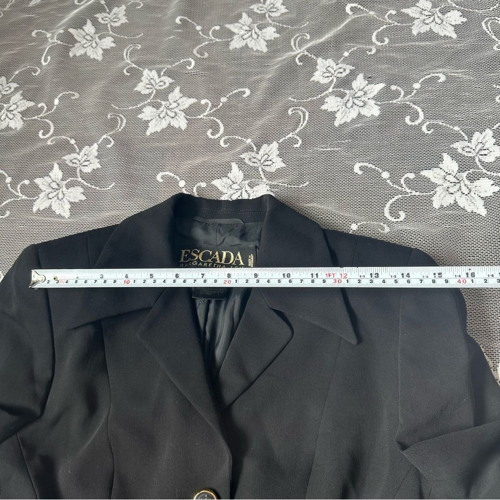 Vintage Escada Black Wool Blazer - Picture 14 of 16